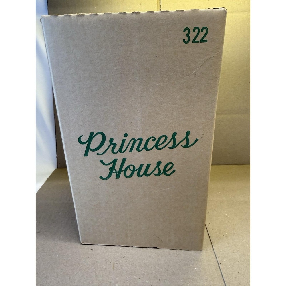 Princess House Hurricane Brass and Heritage Etched Glass 2-piece Lamp #322 w/box - Picture 11 of 11
